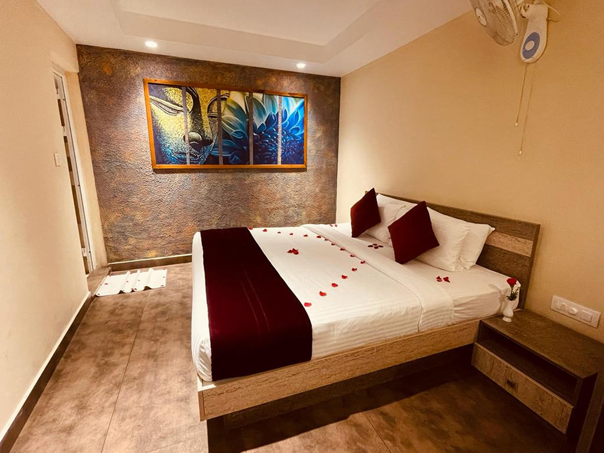 Cave Premium Room – Dhyana